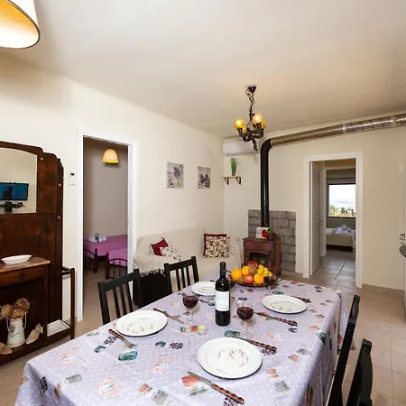 Adonino Residence-the House Of Pomegranates Lakithra