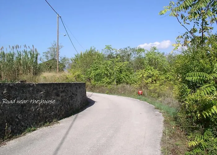 Adonino Residence-the House Of Pomegranates Lakithra