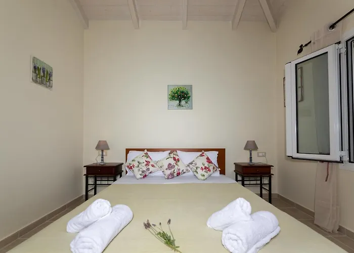 Adonino Residence-the House Of Pomegranates *