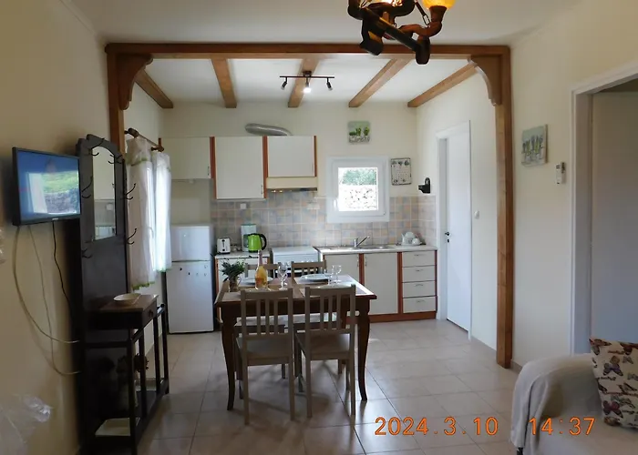 Дом отдыха Adonino Residence-the House Of Pomegranates *